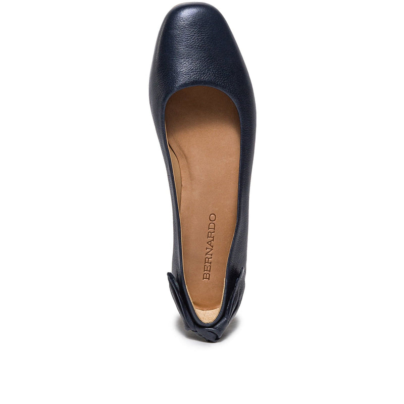 Navy Women Bernardo Eloisa Bow Ballet Flats | EHV9515WF